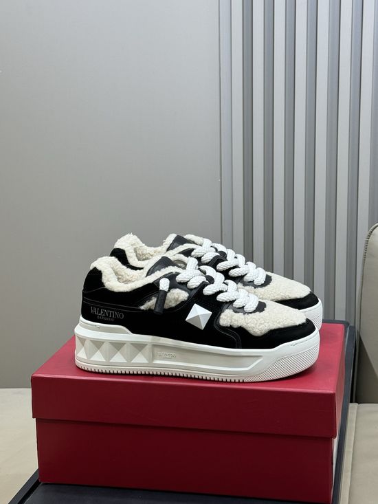 Valentino Plush Lined Sneakers Height Increasing Warm Slip Resistant Sole