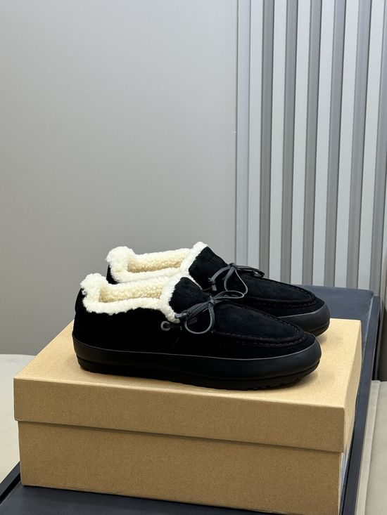 UGG Plush Lined Moccasins Suede Upper Warm Comfortable Anti-slip