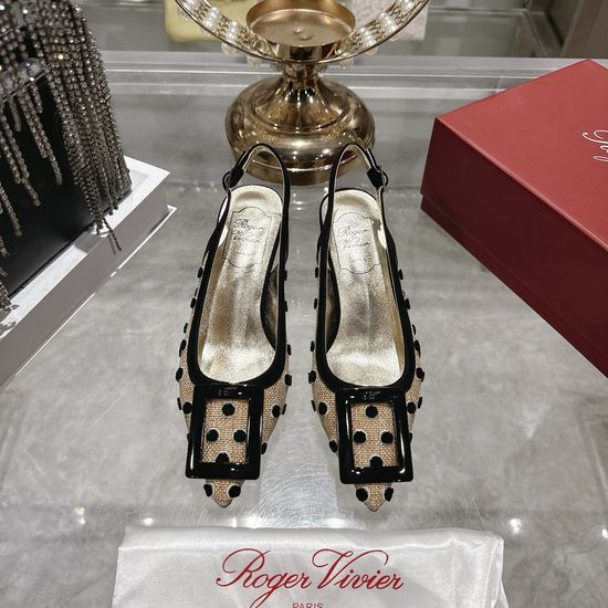 Roger Viver Pointed Toe Block Heel Sandals with Buckle