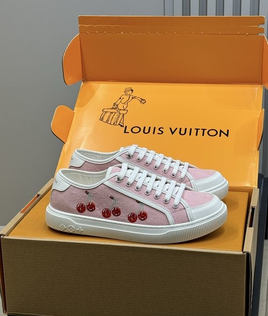 Louis Vuitton LV Monogram Denim Vintage Style Casual Sneakers