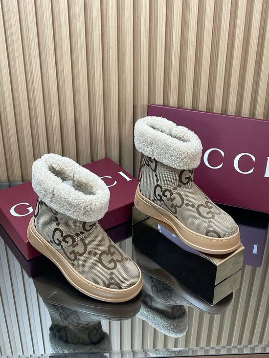 Gucci Plush Lined Suede Snow Boots Anti-slip Rubber Sole