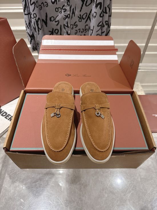 Loro Piana Soft Leather Slip-on Lightweight Breathable Comfortable Mules
