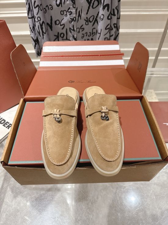 Loro Piana Soft Leather Slip-on Lightweight Breathable Comfortable Mules