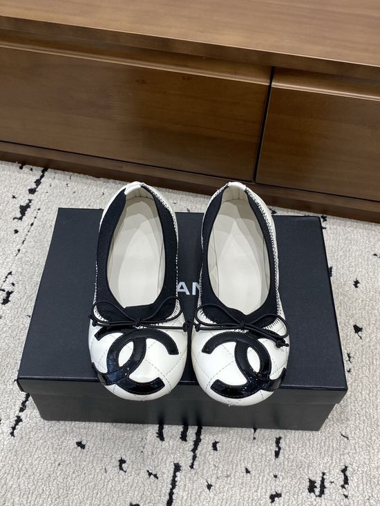 Chanel Bowknot Lambskin Ballet Flats For Casual Wear