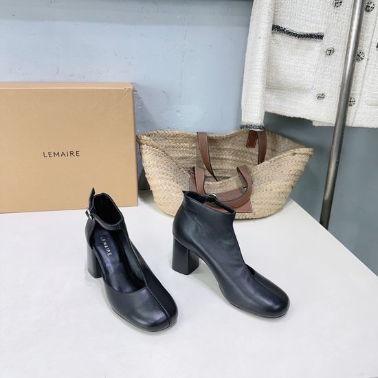 Lemaire V-cut Hollow Ankle Boots with Chunky Heel