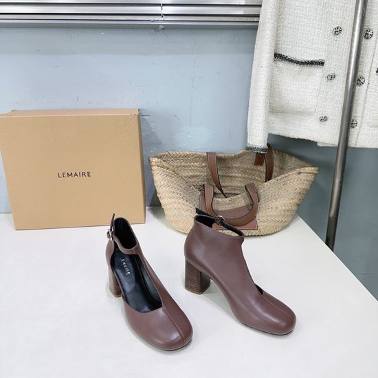 Lemaire V-cut Hollow Ankle Boots with Chunky Heel