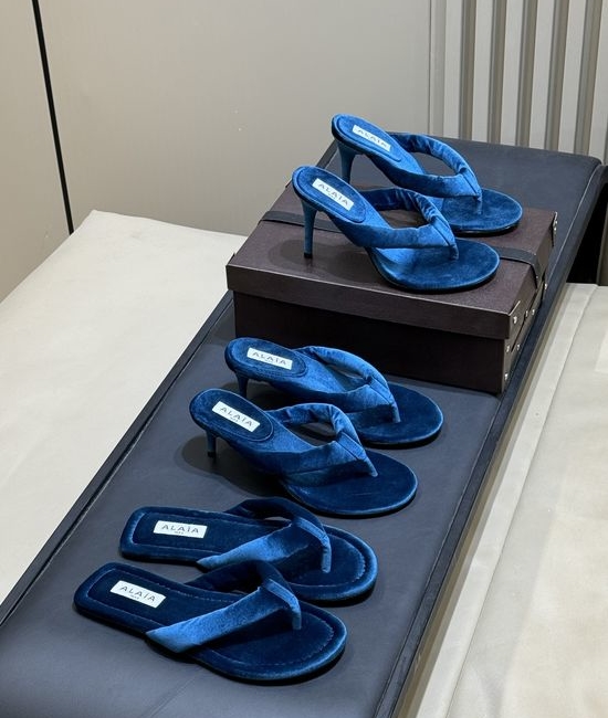 Alaia Soft Suede Flip Flops with Thin Heel Design
