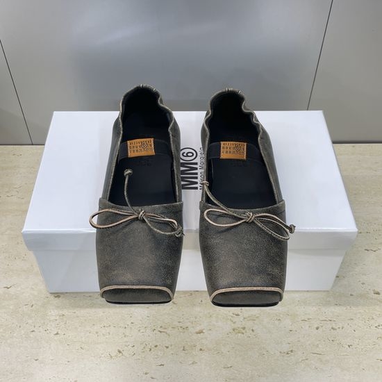Maison Margiela Square-toe Bow Ballet Flats with MM6 Logo