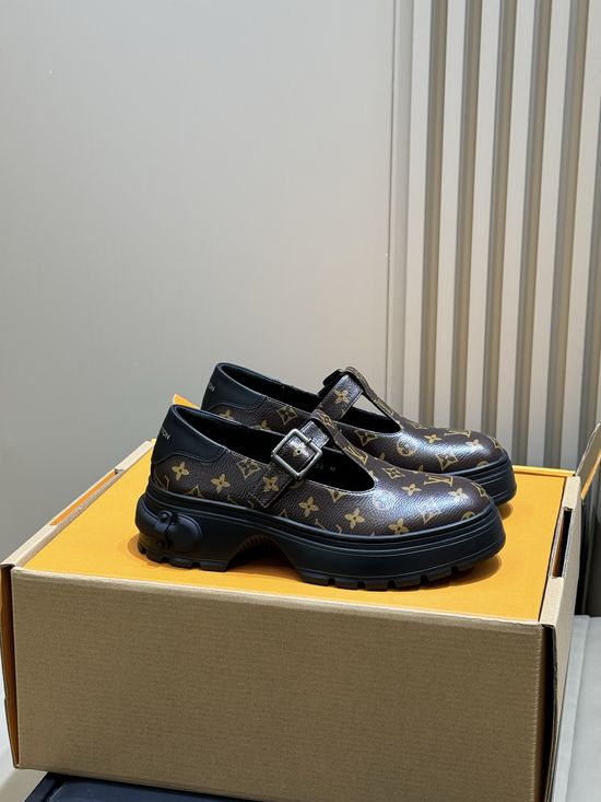 Louis Vuitton Chunky Sole Mary Jane Shoes with Monogram Lining