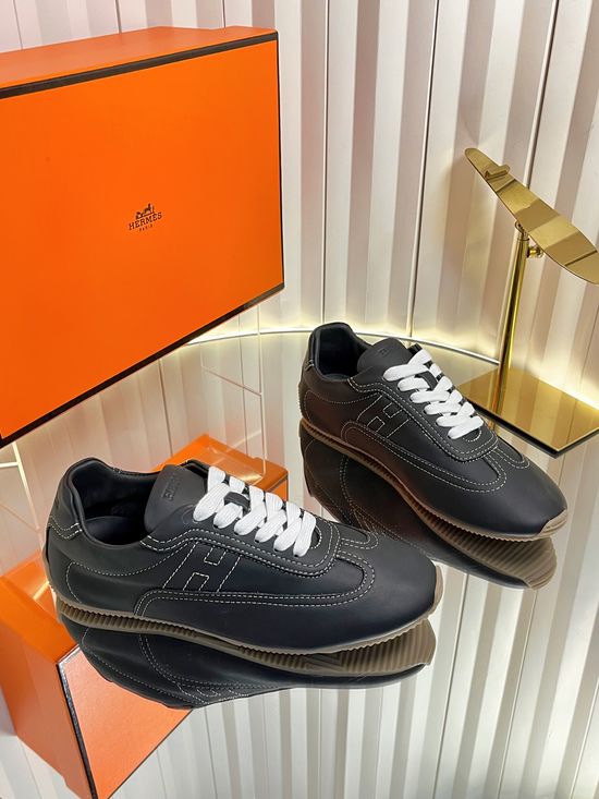 Hermes Premium Leather Casual Trainers with Classic Logo Detail
