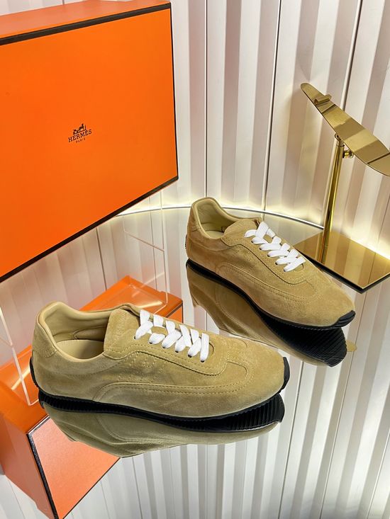 Hermes Premium Leather Casual Trainers with Classic Logo Detail