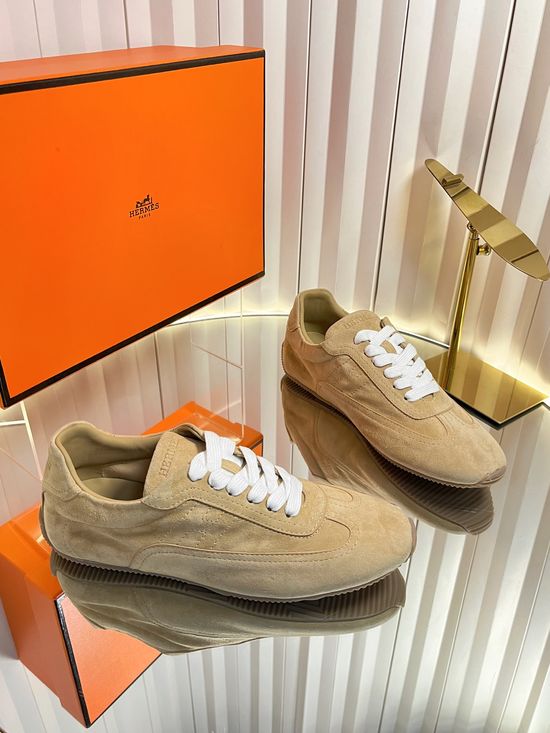 Hermes Premium Leather Casual Trainers with Classic Logo Detail
