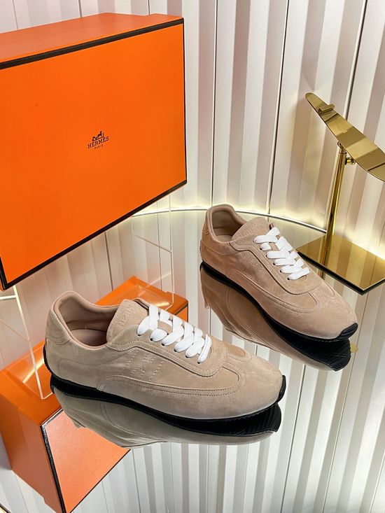 Hermes Premium Leather Casual Trainers with Classic Logo Detail
