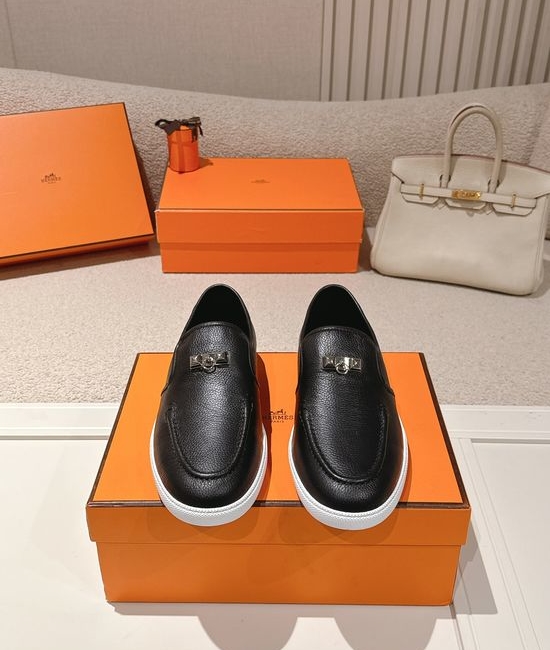 Hermes Classic Rivet Loafers Soft Genuine Leather Comfortable Slip On Shoes