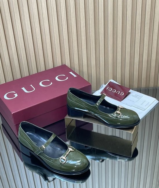 Gucci Horsebit Decor Patent Leather Mary Jane Chunky Heel Loafers