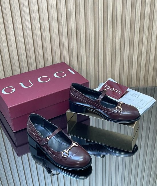 Gucci Horsebit Decor Patent Leather Mary Jane Chunky Heel Loafers