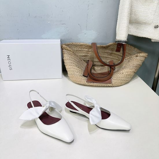 Neous Bow Decor Square Toe Chunky Heel Slingback Sandals