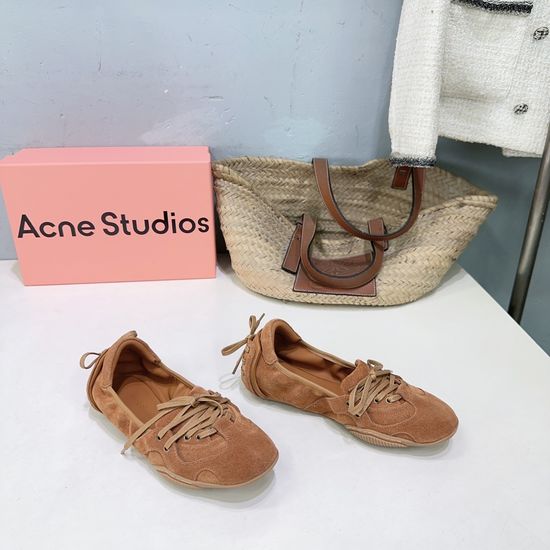 Acne Studios Retro Leather Ballet Flats with Lace-up Detail