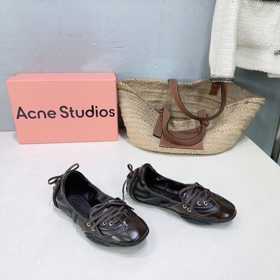 Acne Studios Retro Leather Ballet Flats with Lace-up Detail