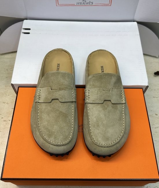 Hermes Flat Round-Toe Casual Mule Slippers with Genuine Leather