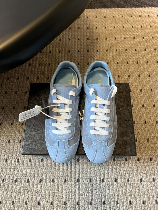 Prada Vintage Casual Low-top Comfortable Walking Sneakers