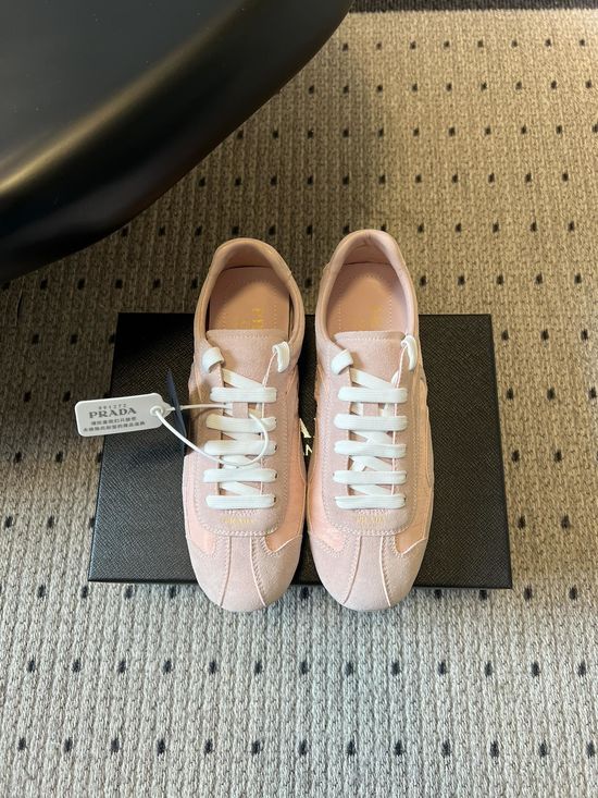 Prada Vintage Casual Low-top Comfortable Walking Sneakers