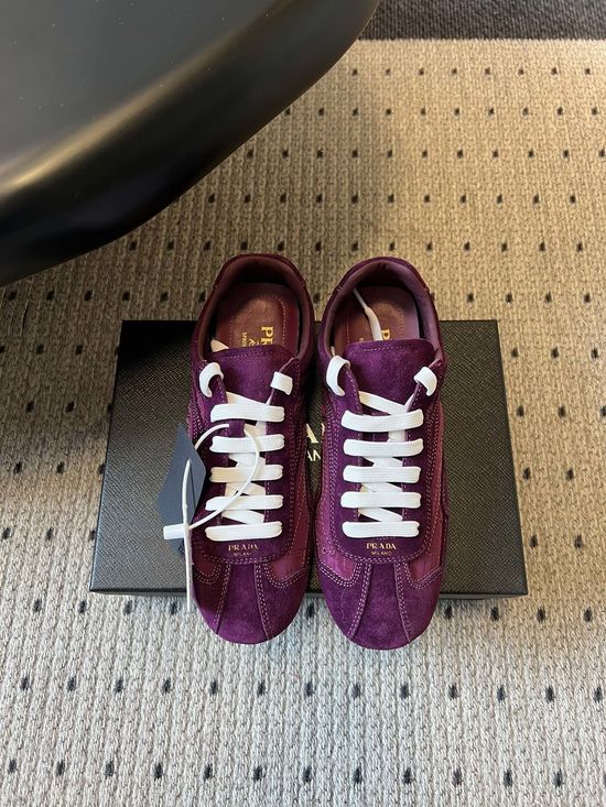 Prada Vintage Casual Low-top Comfortable Walking Sneakers