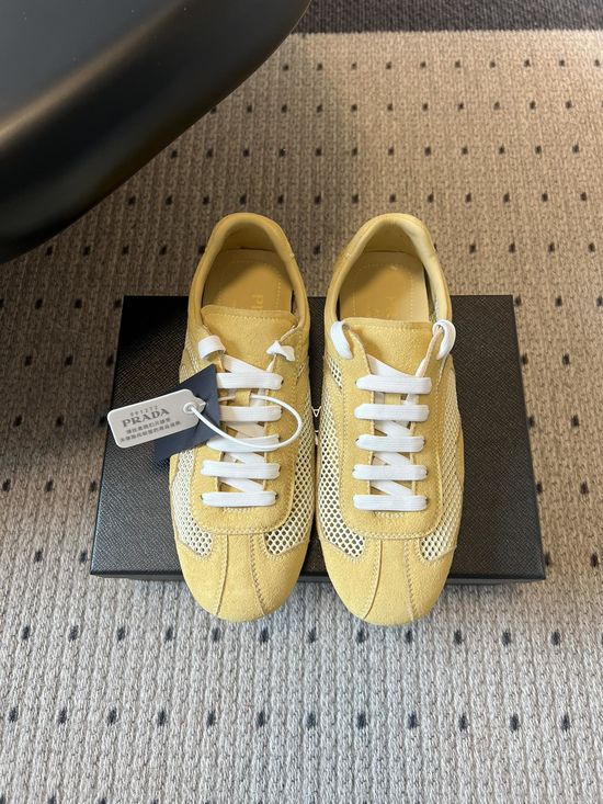 Prada Retro Suede Mesh Breathable Lightweight Comfortable Daily Sneakers