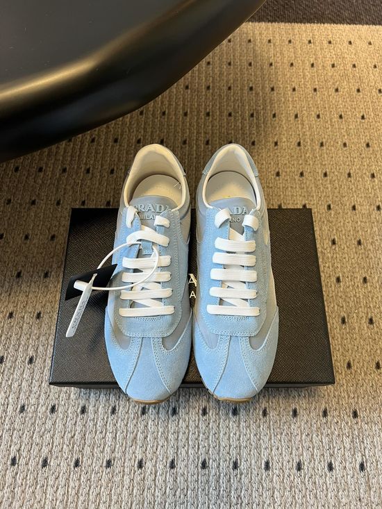Prada Classic Retro Comfortable Versatile Casual Training Shoes