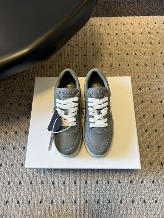 Prada Vintage Low-top Thick Sole Comfortable Casual Sneakers