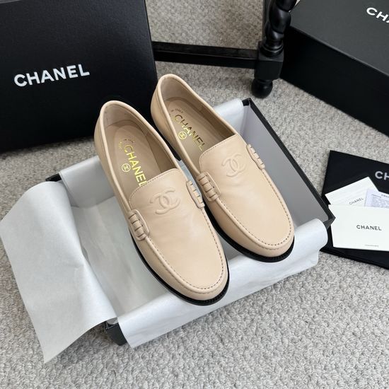 Chanel Elegant Leather Slip-on Loafers for Daily Wear