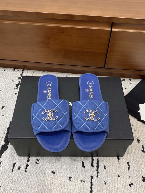 Chanel Elegant Buckle Slide Sandals Soft Sheepskin Lining