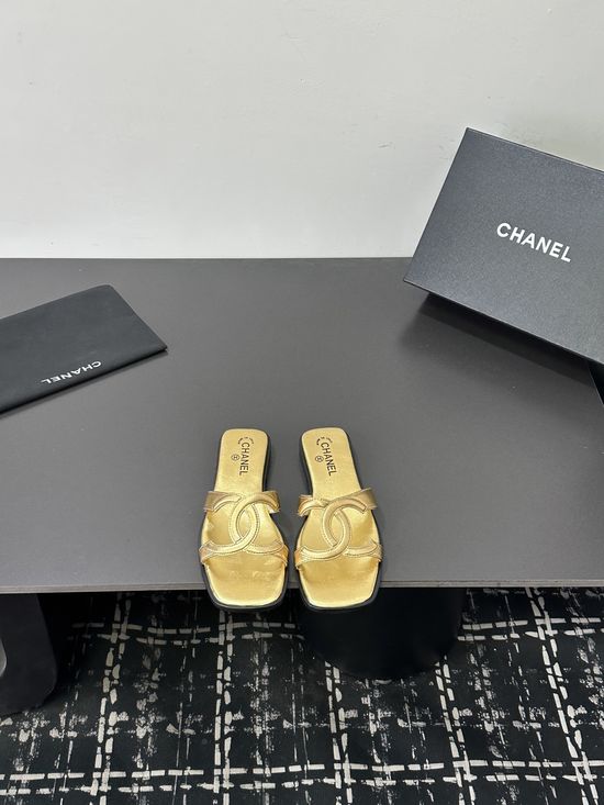 Chanel Stylish Slip-On Mules in Luxurious Leather
