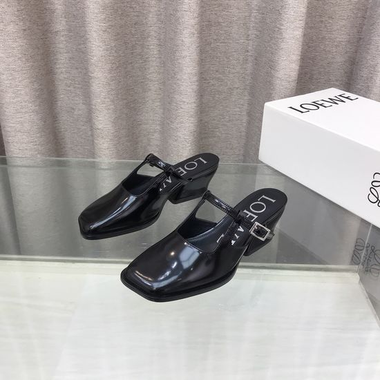 Loewe Limited Edition Slip-on Sandals with Embossed Design