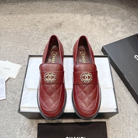Chanel Genuine Leather Loafers Elegant Classic Daily Footwear