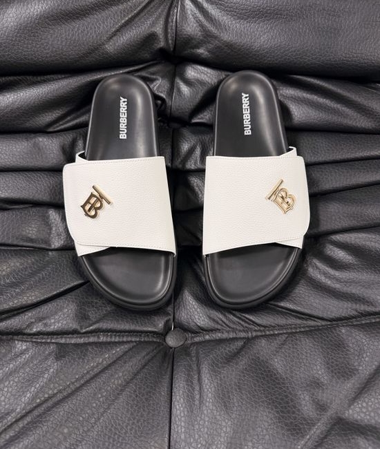 Burberry Plaid Pattern Slip On Comfortable Slide Sandals