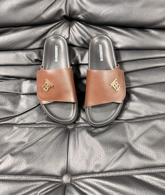Burberry Plaid Pattern Slip On Comfortable Slide Sandals