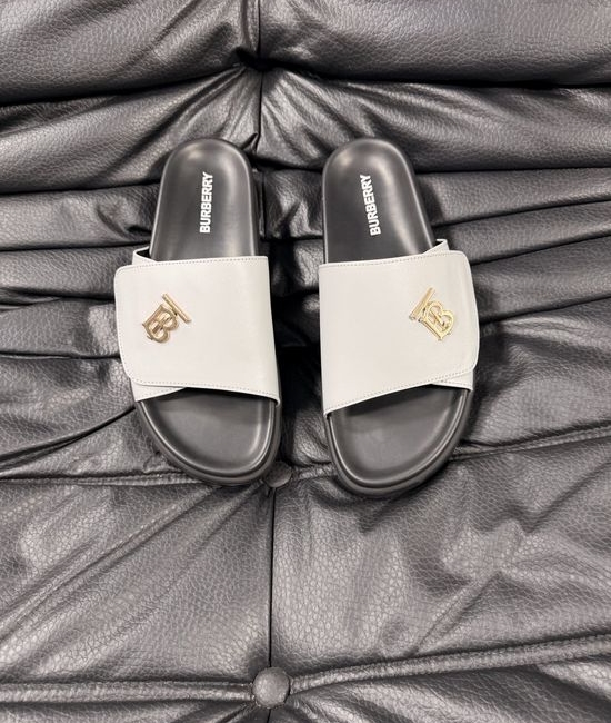Burberry Plaid Pattern Slip On Comfortable Slide Sandals