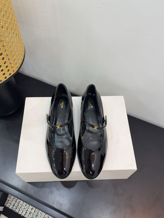 Celine Classic Retro Leather Versatile Daily Flat Shoes