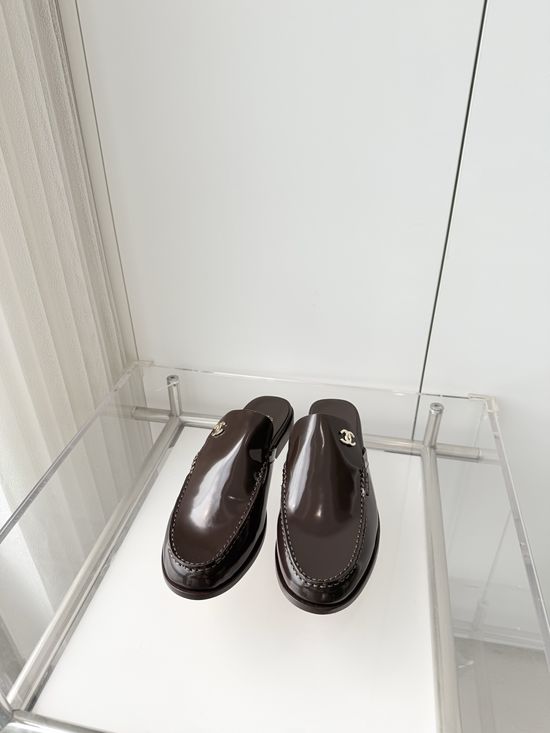 Chanel Premium Cowhide Mules Slippers Italian Leather Sole