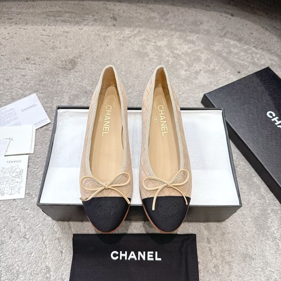 Chanel Timeless Comfortable Velvet Ballet Flat Shoes