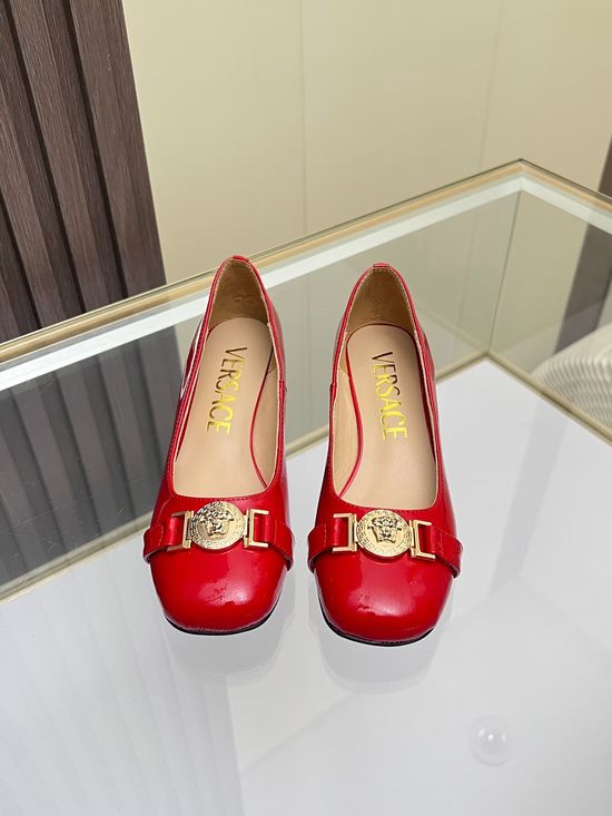 Versace Round Toe Leather Flats Soft Sheepskin Insole Comfortable