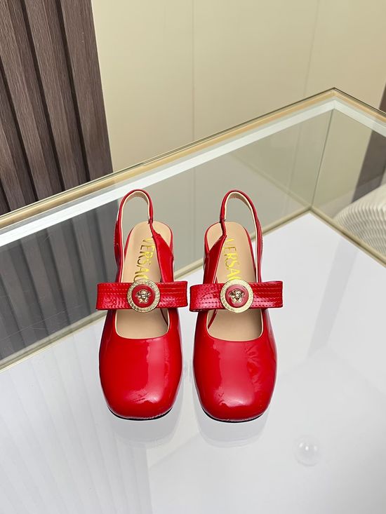 Versace Round Toe Leather Sandals Low Heel Comfortable Daily Wear
