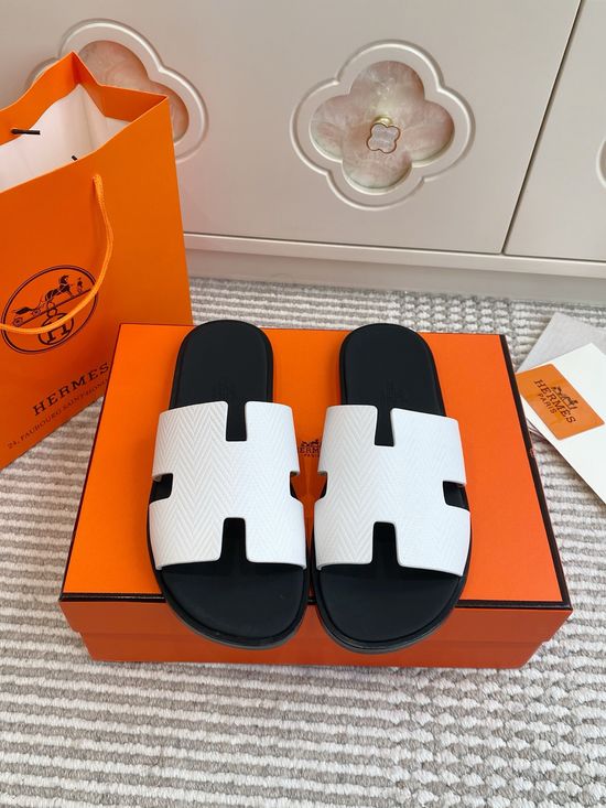 Hermes Classic Cut-out Flat Slides Breathable Comfortable Casual Shoes