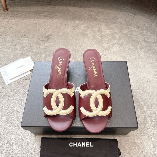 Chanel Embossed Logo Leather Comfortable Casual Slide Sandals