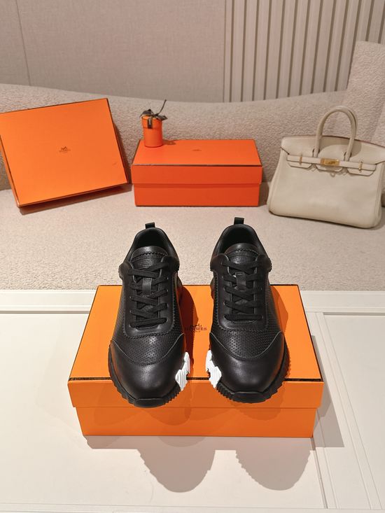 Hermes Classic Fashion Casual Sneakers with Breathable Lining
