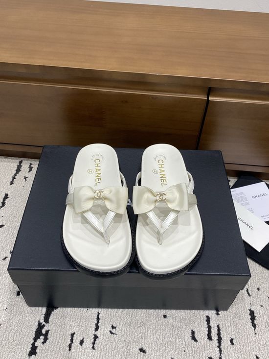 Chanel Classic Bow Slip-On Sandals with Chic Design