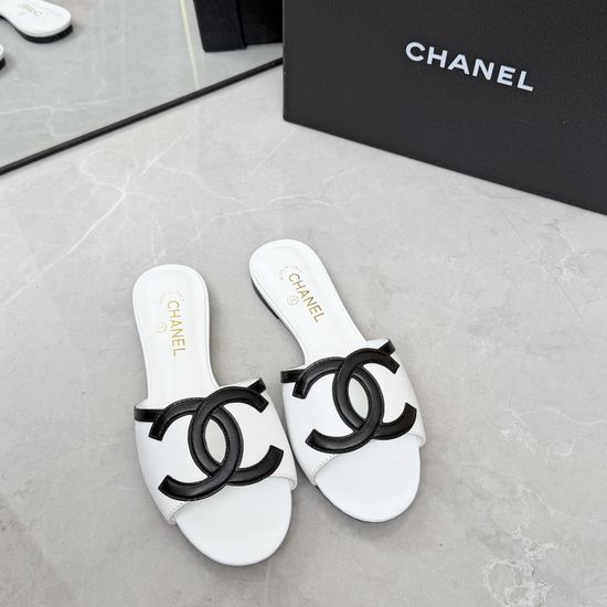 Chanel Logo Decor Leather Upper Comfort Flat Slide Slippers