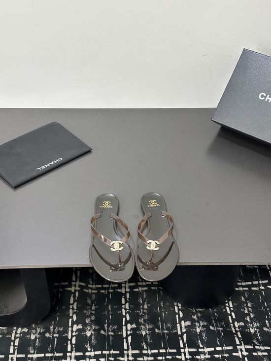 Chanel Lightweight Non-slip Casual Flip Flop Slippers