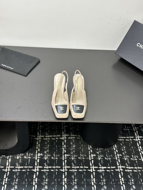 Chanel Sheepskin Upper Elegant Slides With Gift Box